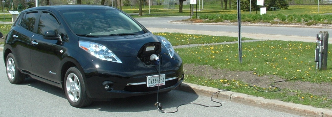 Nissan Leaf gets charged up